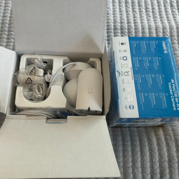 Lot of 2 Reolink E Series E560 4K Pan/Tilt Wi-Fi 6 Tracker Cameras 8MP Ultra HD - Picture 6 of 7